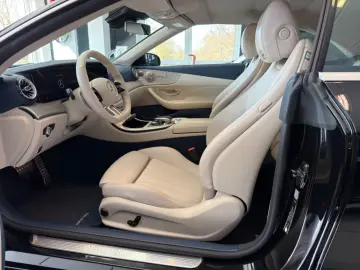 MERCEDES-BENZ E 300d Cabrio 4M 2xAMG Yacht MB100 LED&hellip;