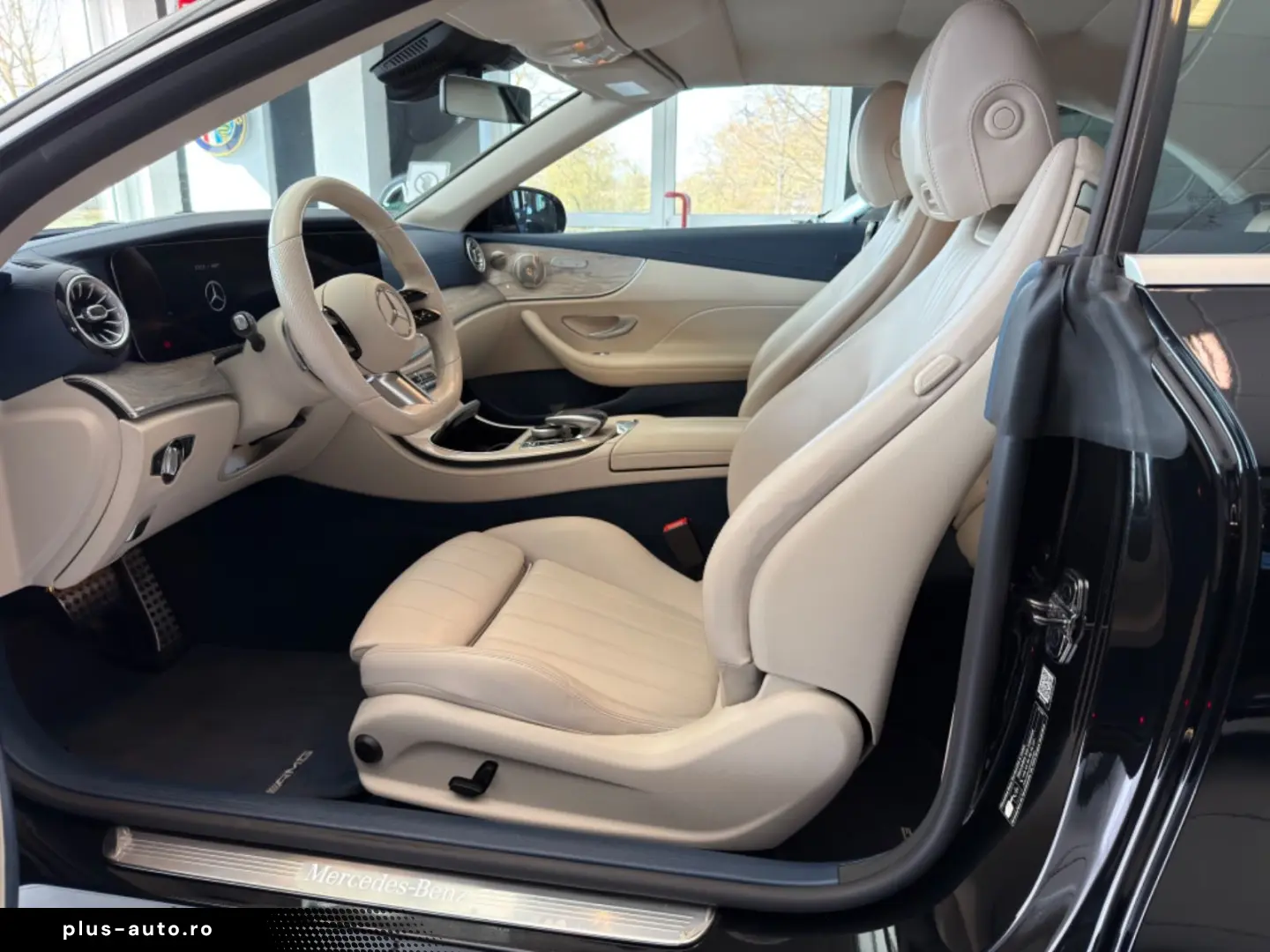 MERCEDES-BENZ E 300d Cabrio 4M 2xAMG Yacht MB100 LED&hellip;