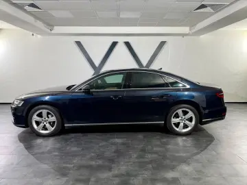 AUDI A8 50 TDI quattro