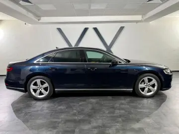 AUDI A8 50 TDI quattro