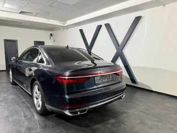 AUDI A8 50 TDI quattro