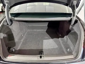 AUDI A8 50 TDI quattro