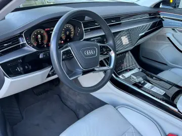 AUDI A8 lang 60 TFSI QUATTRO DESIGN SELECTION HUD B&O