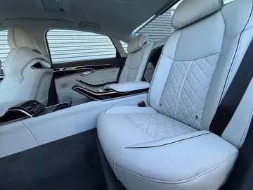 AUDI A8 lang 60 TFSI QUATTRO DESIGN SELECTION HUD B&O