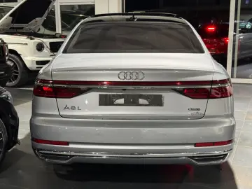 AUDI A8 60 TFSI e L quattro Pano Kühlschrank TV Voll