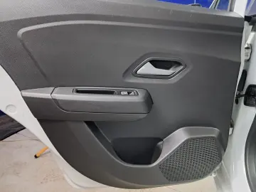 DACIA LOGAN EXPRESSION 1.0 ECO-G 91CP 2024