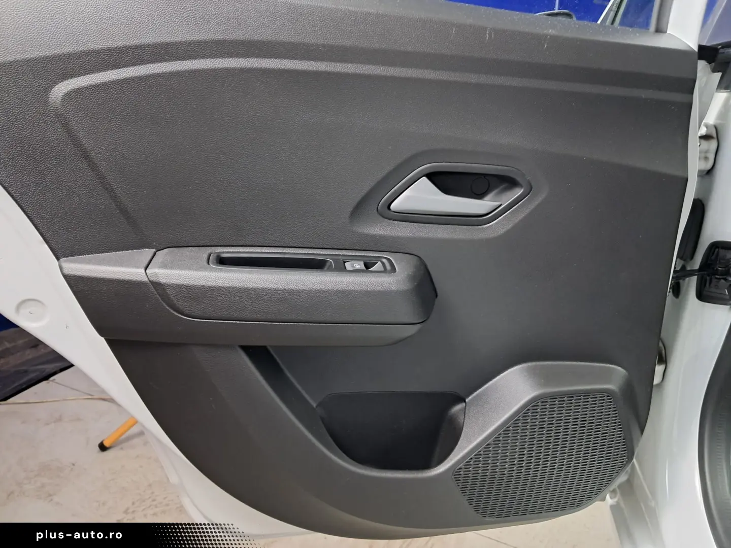 DACIA LOGAN EXPRESSION 1.0 ECO-G 91CP 2024