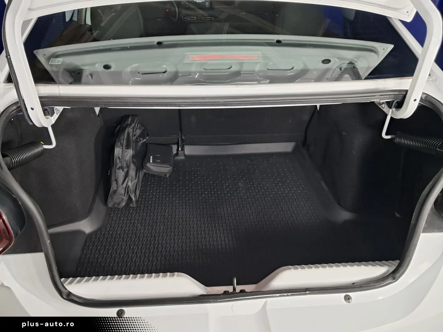 DACIA LOGAN EXPRESSION 1.0 ECO-G 91CP 2024