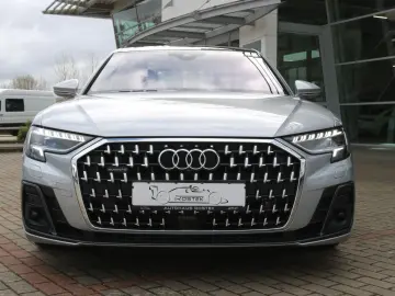 AUDI A8L 60 TFSI e Lang  Digital Matrix Pano B&O