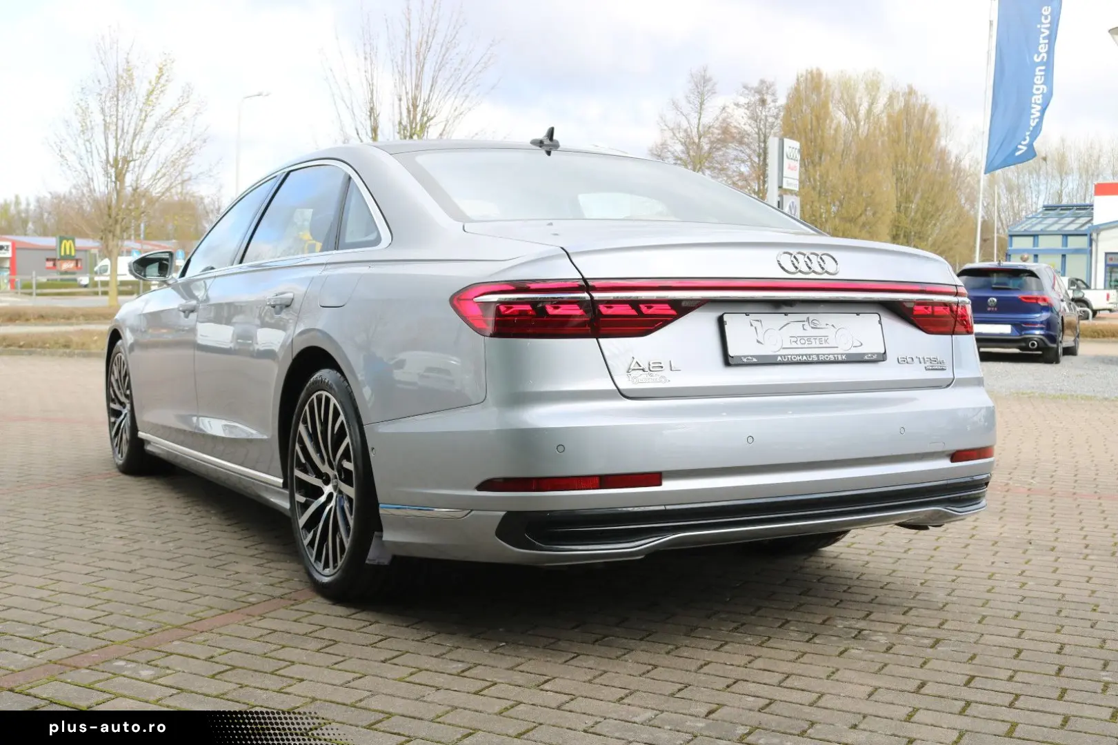AUDI A8L 60 TFSI e Lang  Digital Matrix Pano B&O