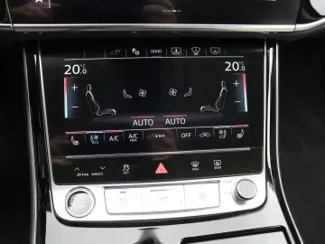 AUDI A8L 60 TFSI e Lang  Digital Matrix Pano B&O