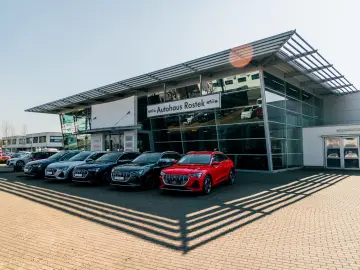 AUDI A8L 60 TFSI e Lang  Digital Matrix Pano B&O