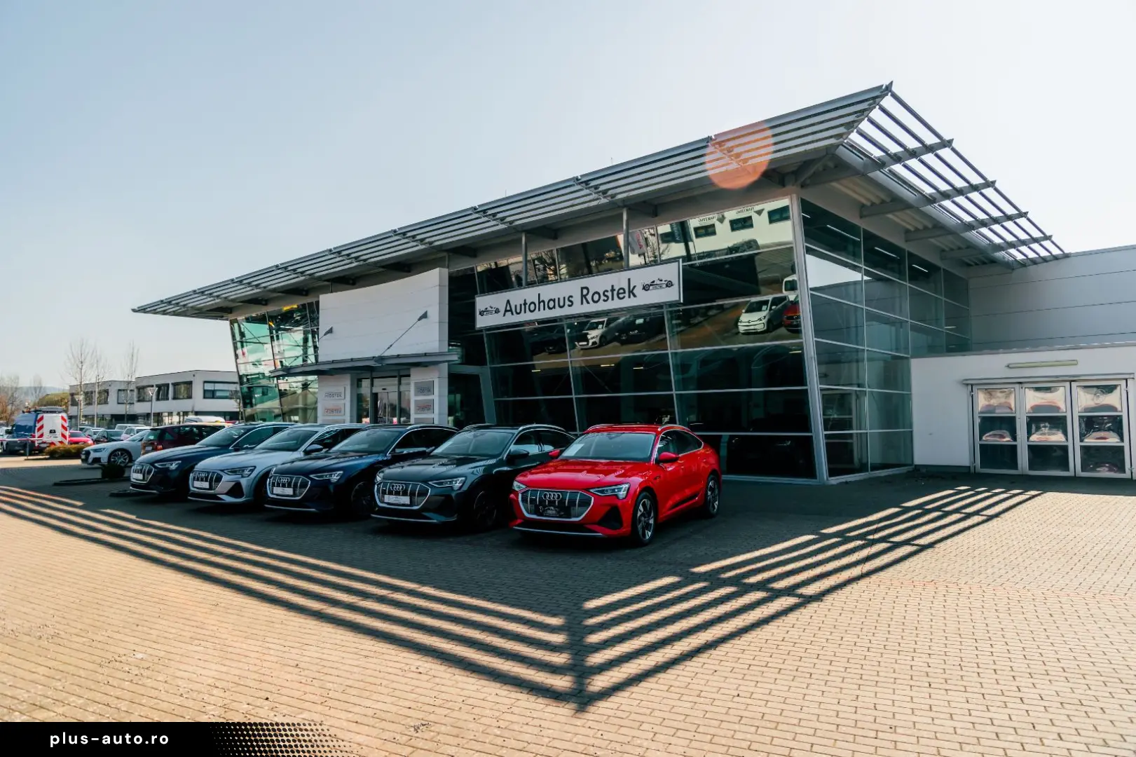 AUDI A8L 60 TFSI e Lang  Digital Matrix Pano B&O