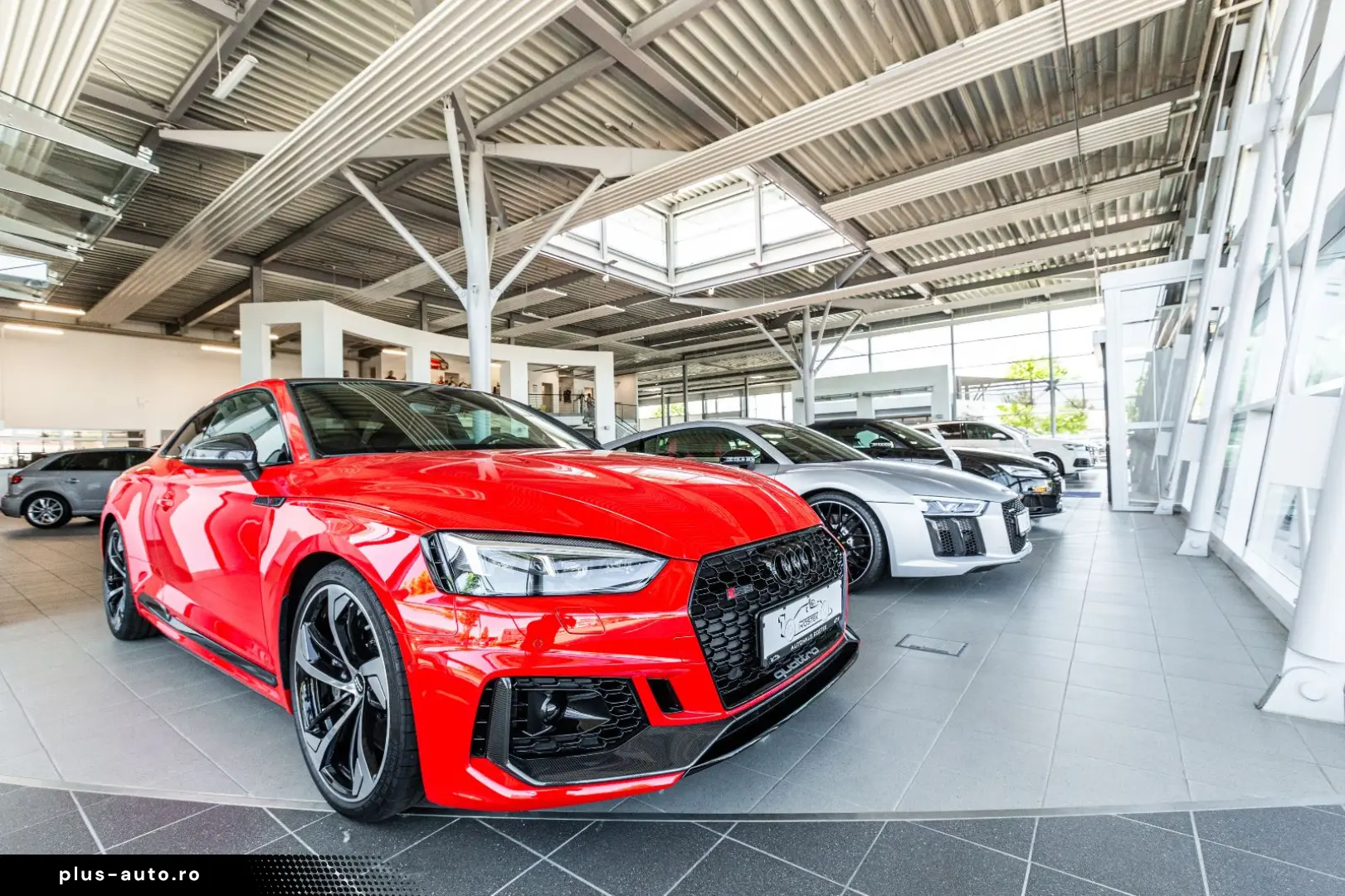 AUDI A8L 60 TFSI e Lang  Digital Matrix Pano B&O