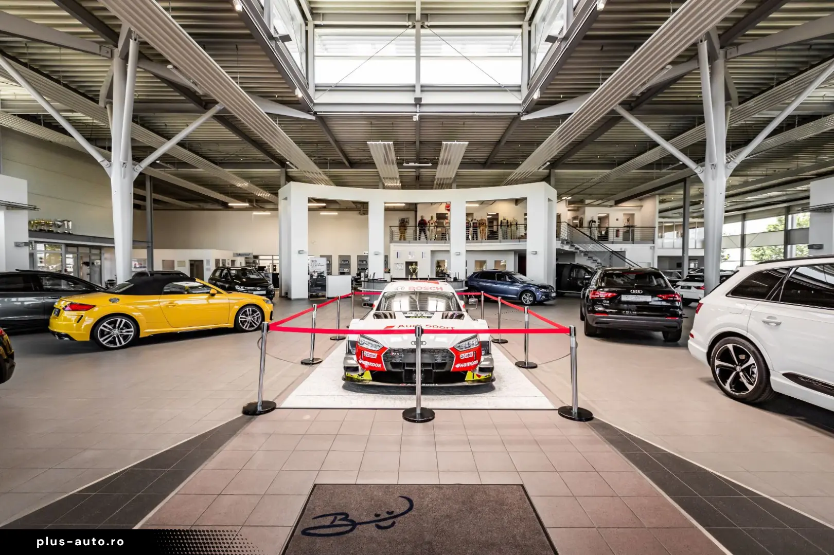 AUDI A8L 60 TFSI e Lang  Digital Matrix Pano B&O