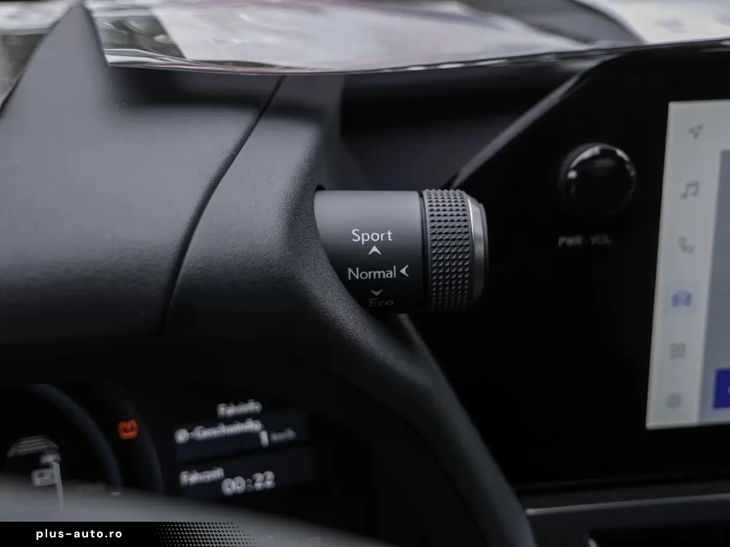 Lexus UX 300h F Sport