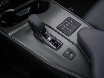 Lexus UX 300h F Sport