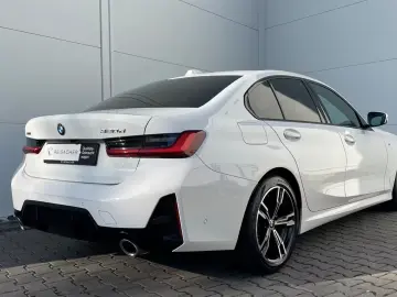 BMW 320d xDrive Lim M Sport LCPro.HuD AHK ACC