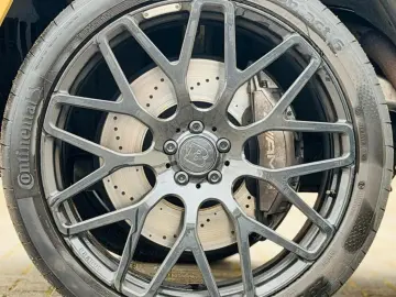 MERCEDES-BENZ BRABUS G700