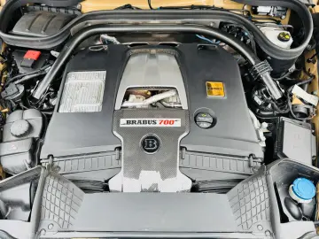 MERCEDES-BENZ BRABUS G700