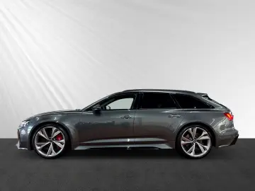 AUDI RS6 Avant qu tiptro 360  B&O HuD Pano Sthz