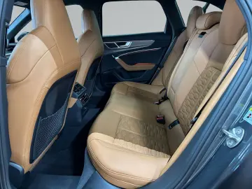 AUDI RS6 Avant qu tiptro 360  B&O HuD Pano Sthz