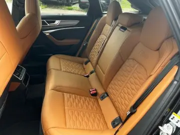 AUDI RS6 Performance Black-Cognac Full-Full AHK STDHZ