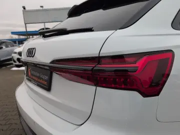 AUDI RS6 Avant 4.0 TFSI quattro Parken Tour DynamikPa