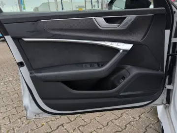 AUDI RS6 Avant 4.0 TFSI quattro Parken Tour DynamikPa