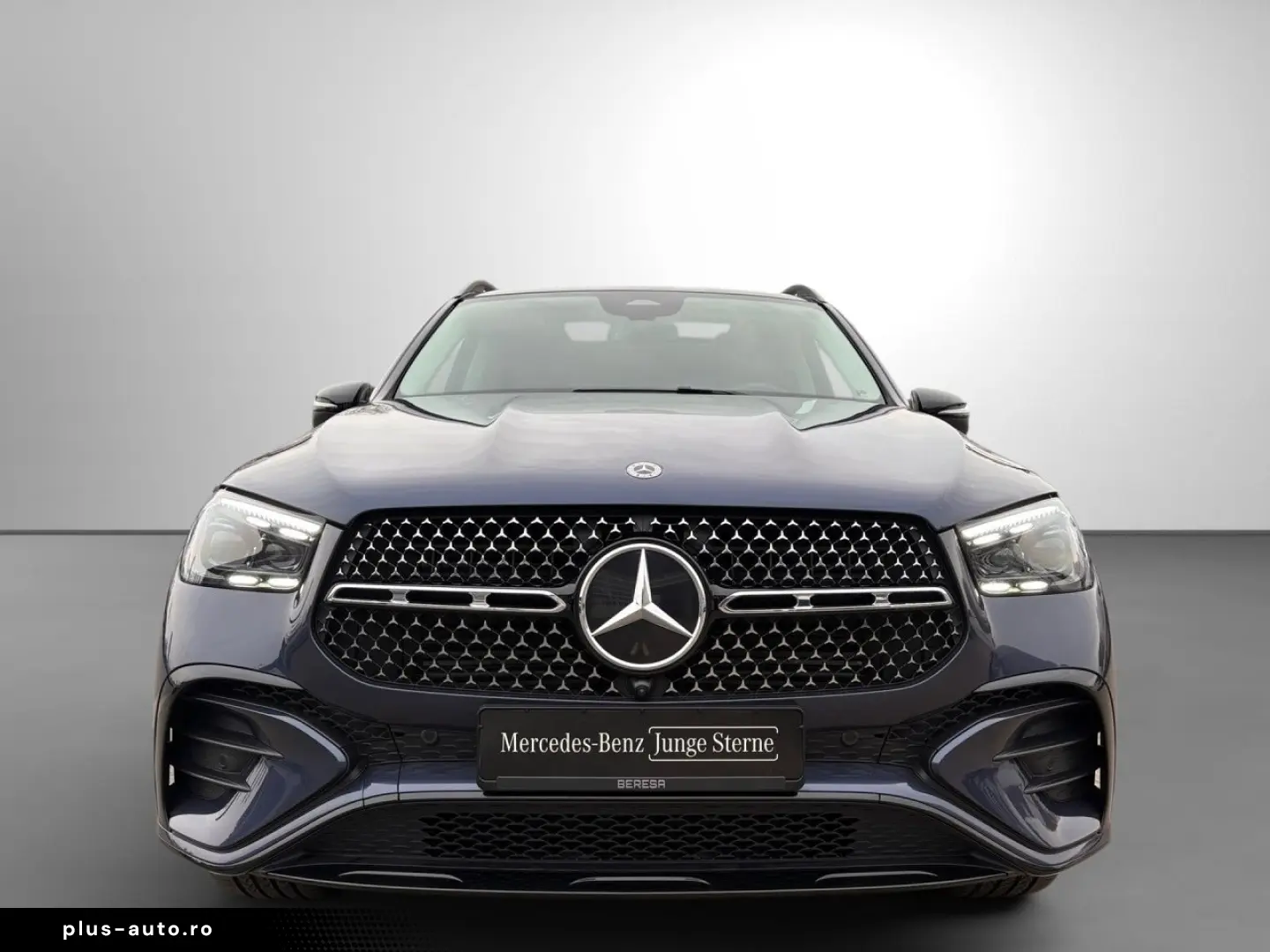 MERCEDES-BENZ GLE 350 de 4M AMG Night Pano AHK Distronic 360