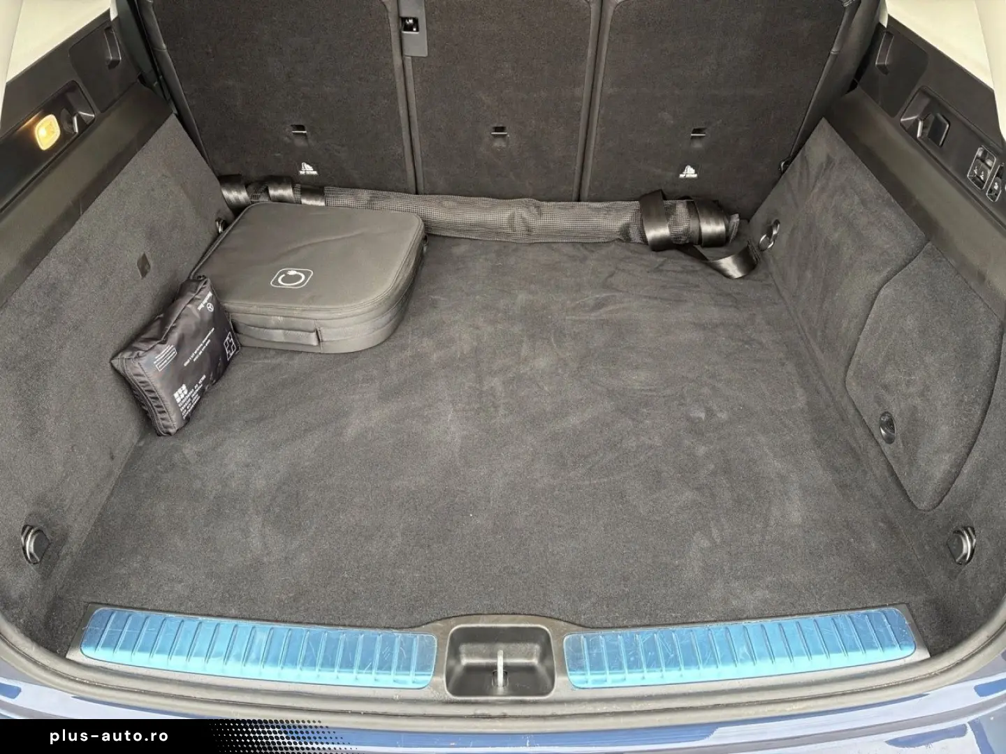 MERCEDES-BENZ GLE 350 de 4M AMG Night Pano AHK Distronic 360