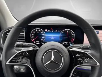 MERCEDES-BENZ GLE 350 de 4M AMG Night Pano AHK Distronic 360