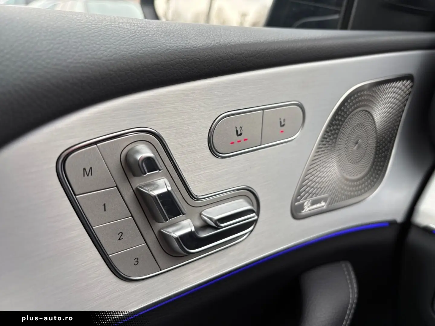 MERCEDES-BENZ GLE 350 de 4M AMG Night Pano AHK Distronic 360