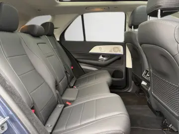 MERCEDES-BENZ GLE 350 de 4M AMG Night Pano AHK Distronic 360