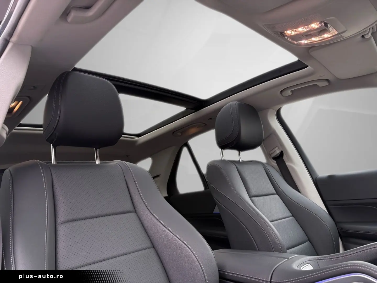 MERCEDES-BENZ GLE 350 de 4M AMG Night Pano AHK Distronic 360