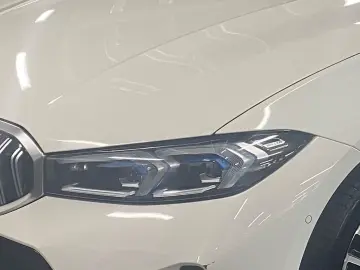 BMW 320i xDrive M Sport LiveCockpitProf Kamera HiFi