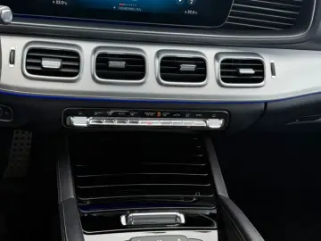 MERCEDES-BENZ GLE 400 d 4Matic AMG LINE PANO BURMESTER AHK