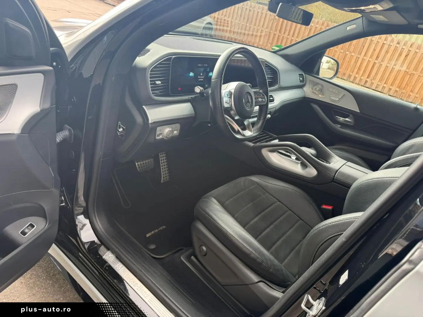 MERCEDES-BENZ GLE 400 d 4Matic AMG LINE PANO BURMESTER AHK