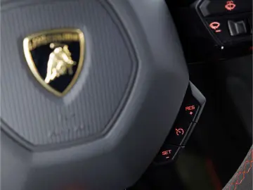 LAMBORGHINI Huracán Sterrato I Painted Livery I Front PPF