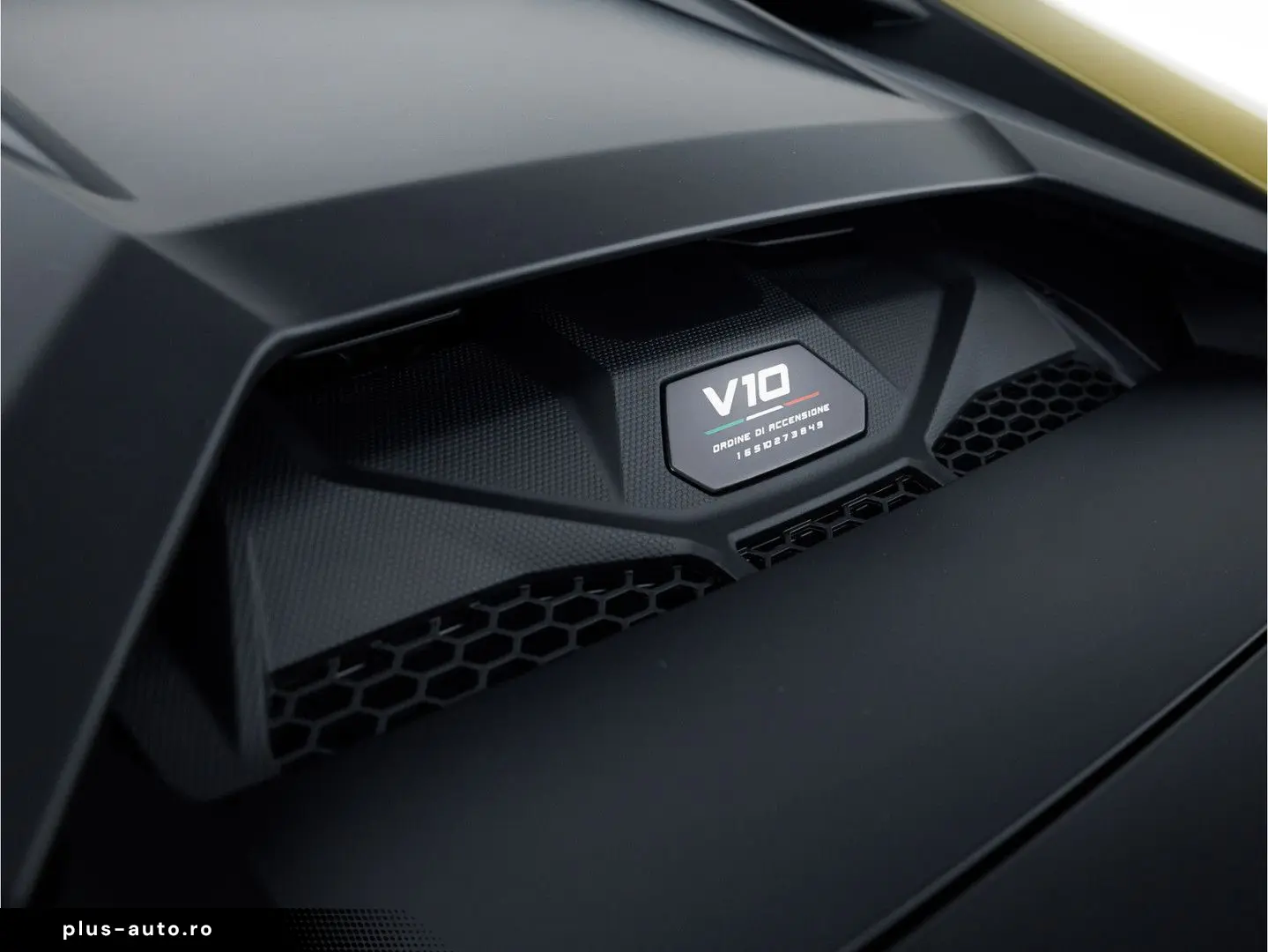 LAMBORGHINI Huracán Sterrato I Painted Livery I Front PPF