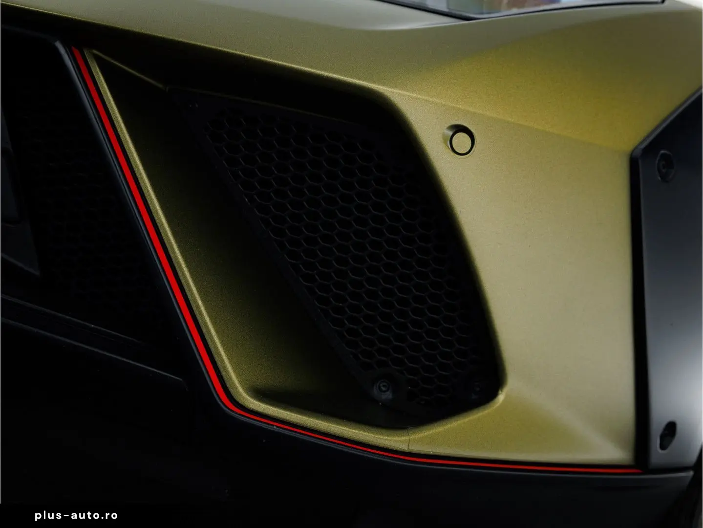 LAMBORGHINI Huracán Sterrato I Painted Livery I Front PPF