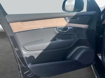 VOLVO XC90 T8 AWD Plug-in Hybrid Plus Bright Pano Fron