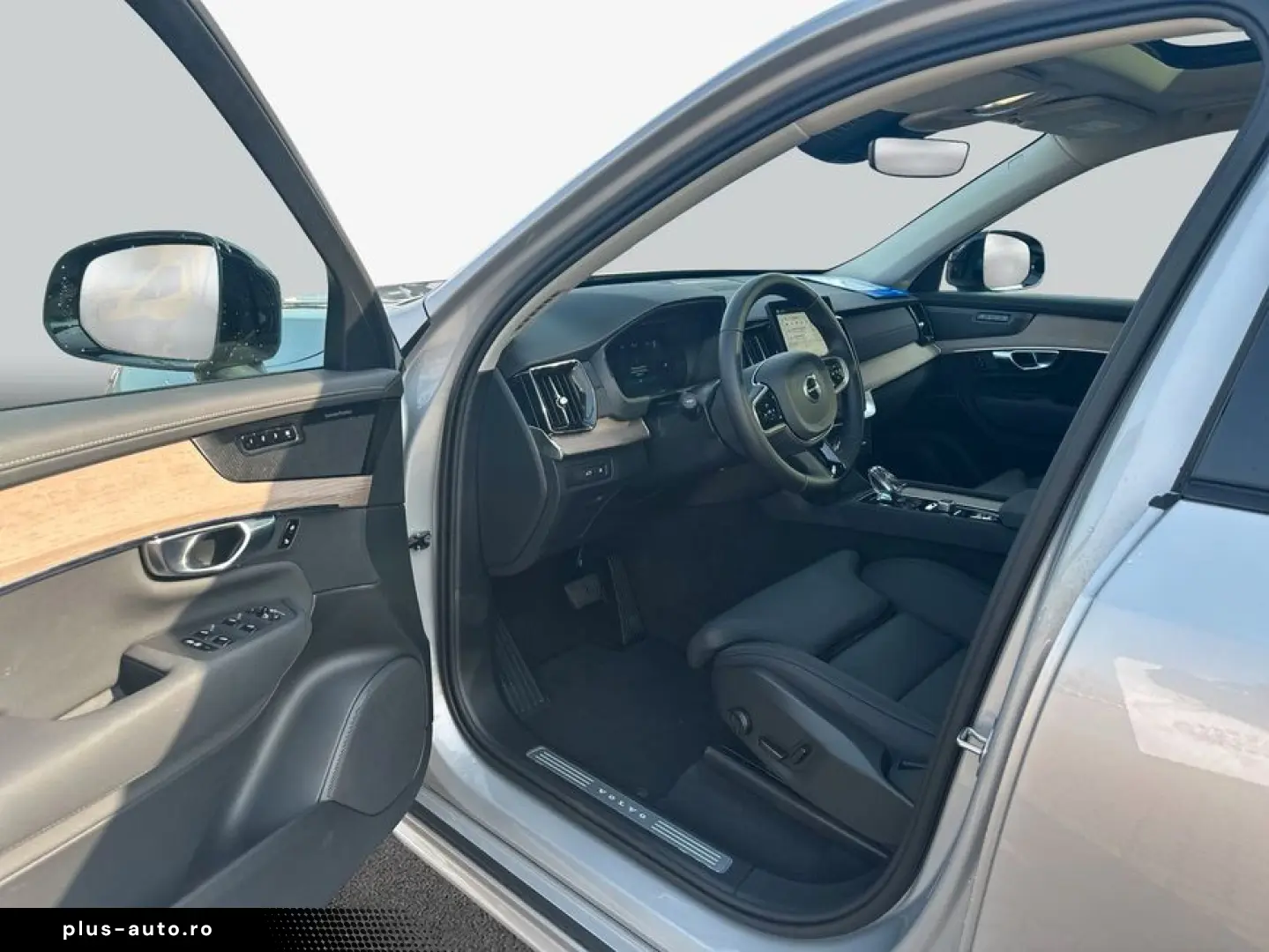 VOLVO XC90 T8 AWD Plug-in Hyb Plus Bright Pano 360 V P