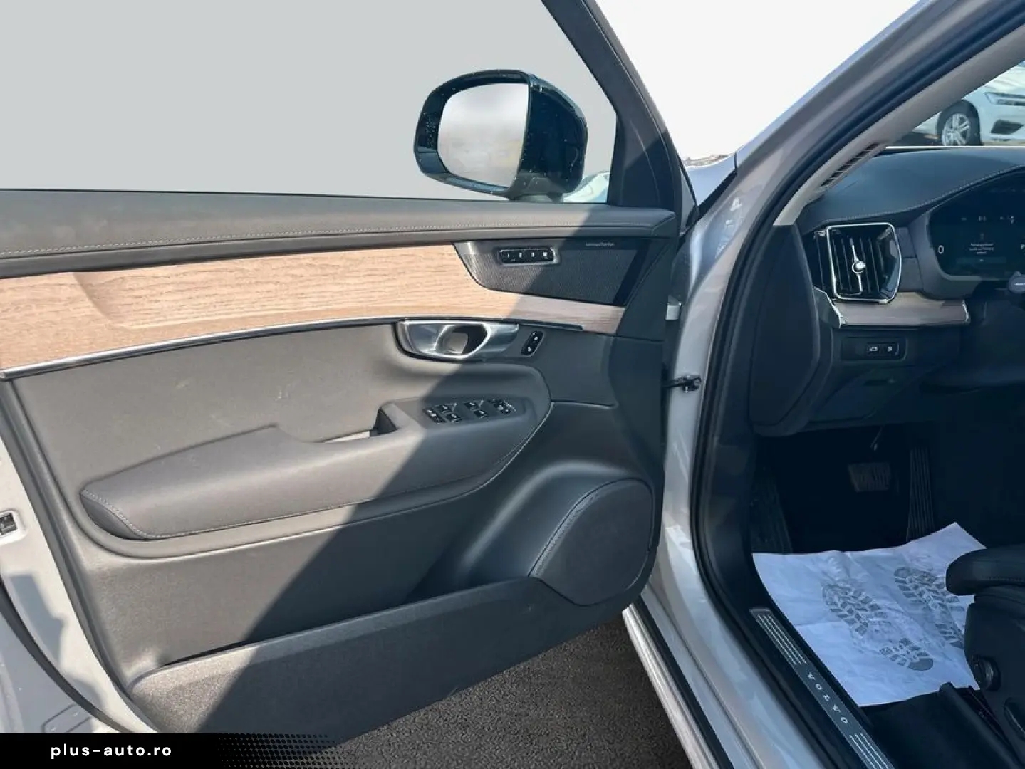 VOLVO XC90 T8 AWD Plug-in Hyb Plus Bright Pano 360 V P