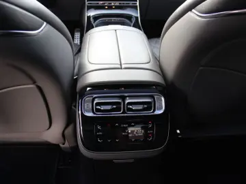 MERCEDES-BENZ S 500 4Matic Limousine AMG-line