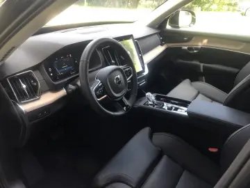 VOLVO XC90 T8 Recharge AWD Plus Bright Automatik