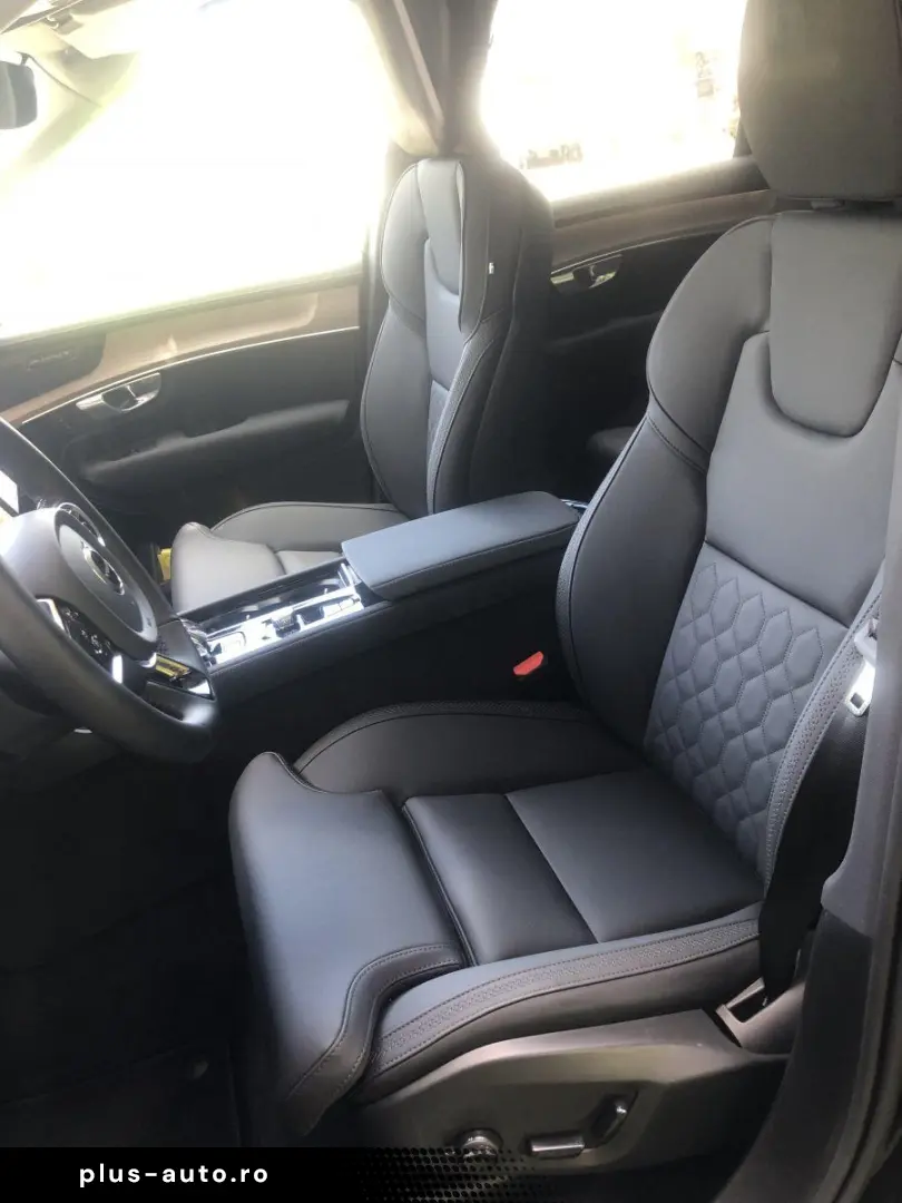 VOLVO XC90 T8 Recharge AWD Plus Bright Automatik