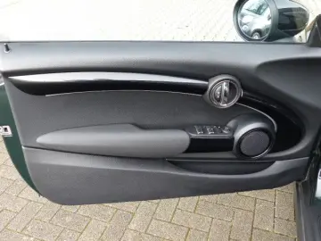 MINI Cooper S Resolute Edition 2.0 Aut. NAVI LED SHZ