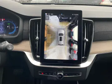 VOLVO XC90 T8 Plus Bright Memory HarmanKardon 360 Kame