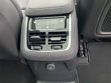 VOLVO XC90 T8 Plus Bright Memory HarmanKardon 360 Kame